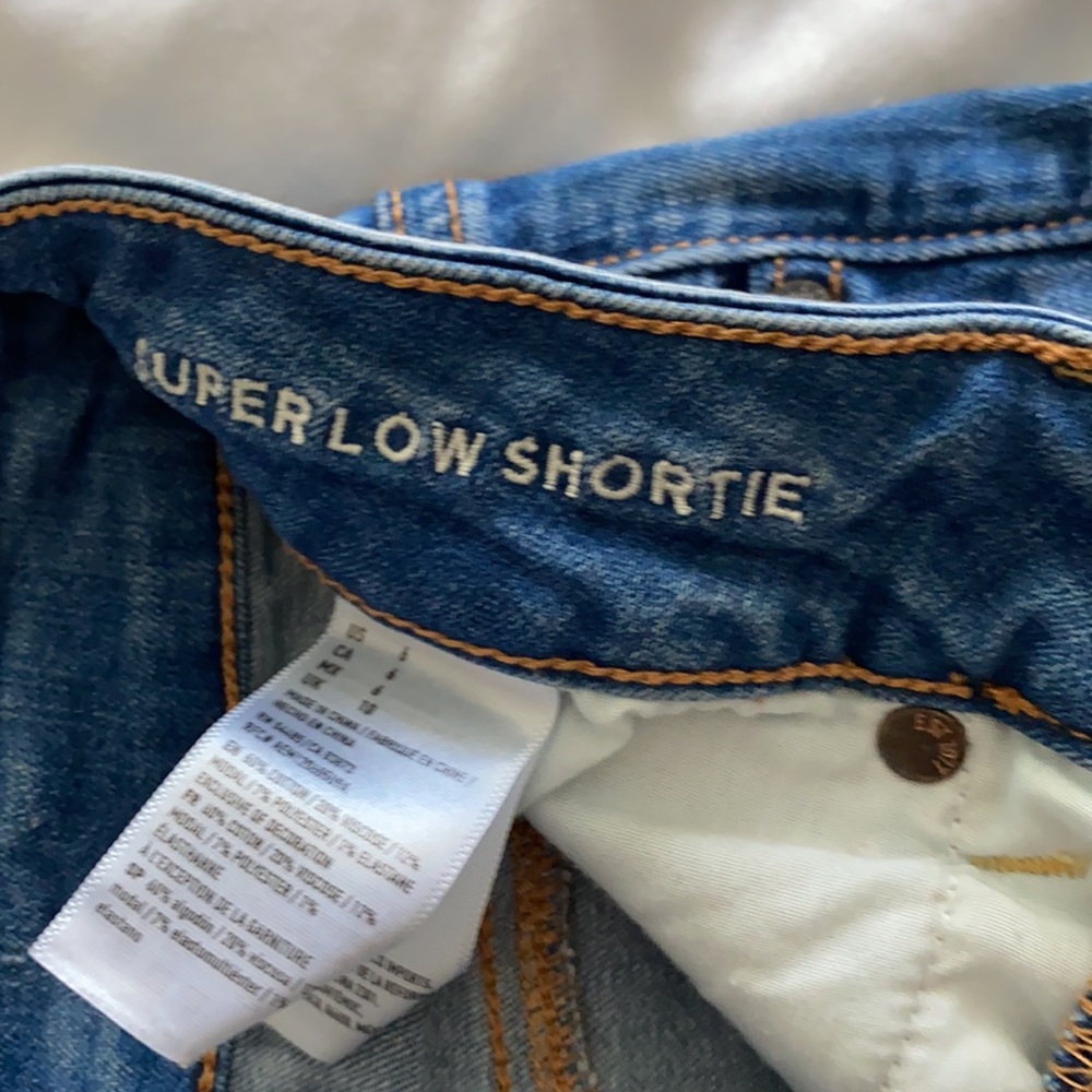 Denim short - Picture 2 of 3